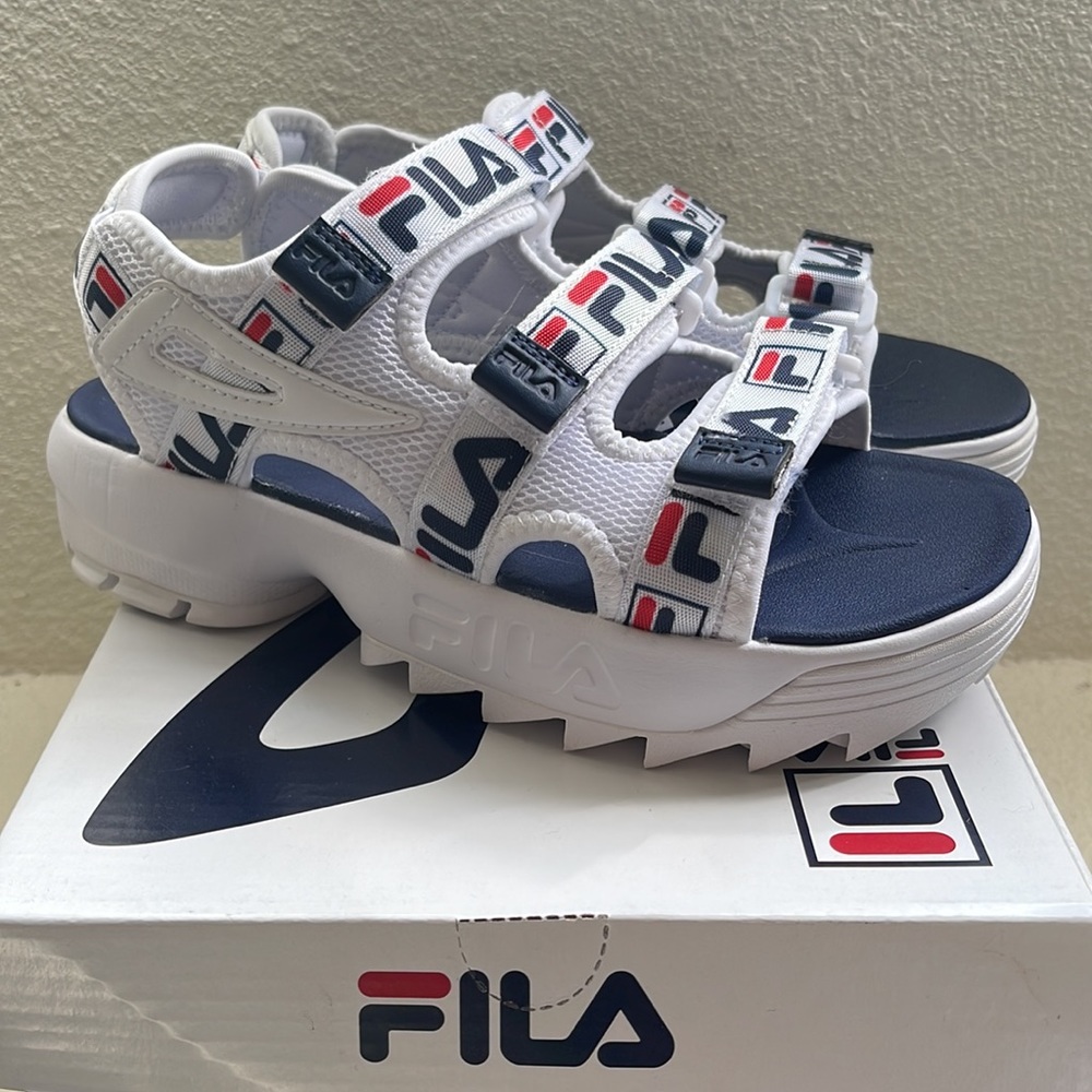 NEW FILA Disruptor Strap sandals